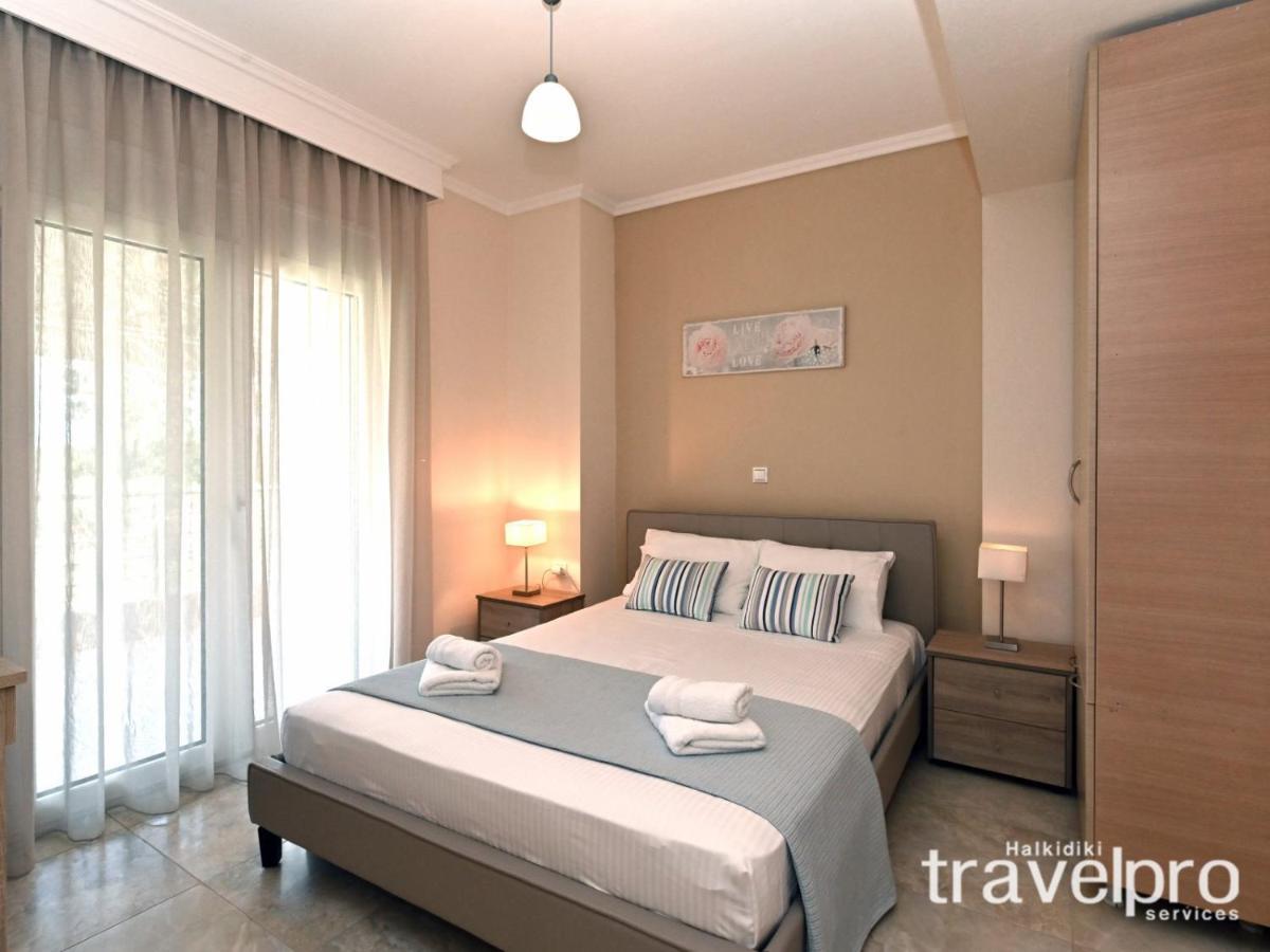 Villa Iris By Rentalspro Services - Agios Mamas Beach Luaran gambar