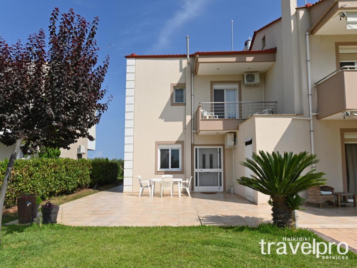 Villa Iris By Rentalspro Services - Agios Mamas Beach Luaran gambar