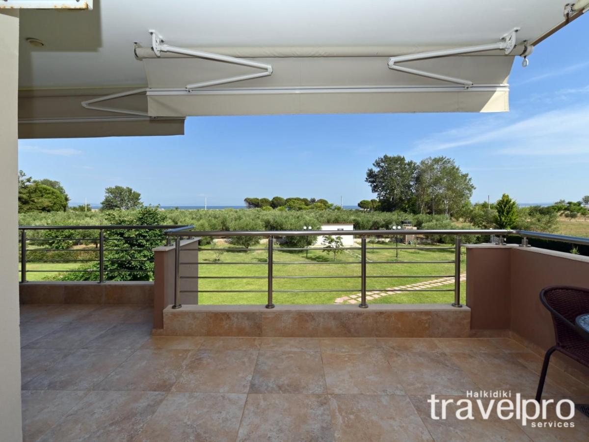 Villa Iris By Rentalspro Services - Agios Mamas Beach Luaran gambar