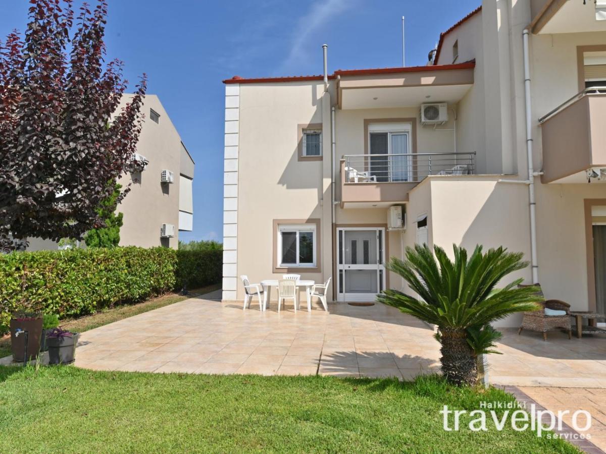 Villa Iris By Rentalspro Services - Agios Mamas Beach Luaran gambar
