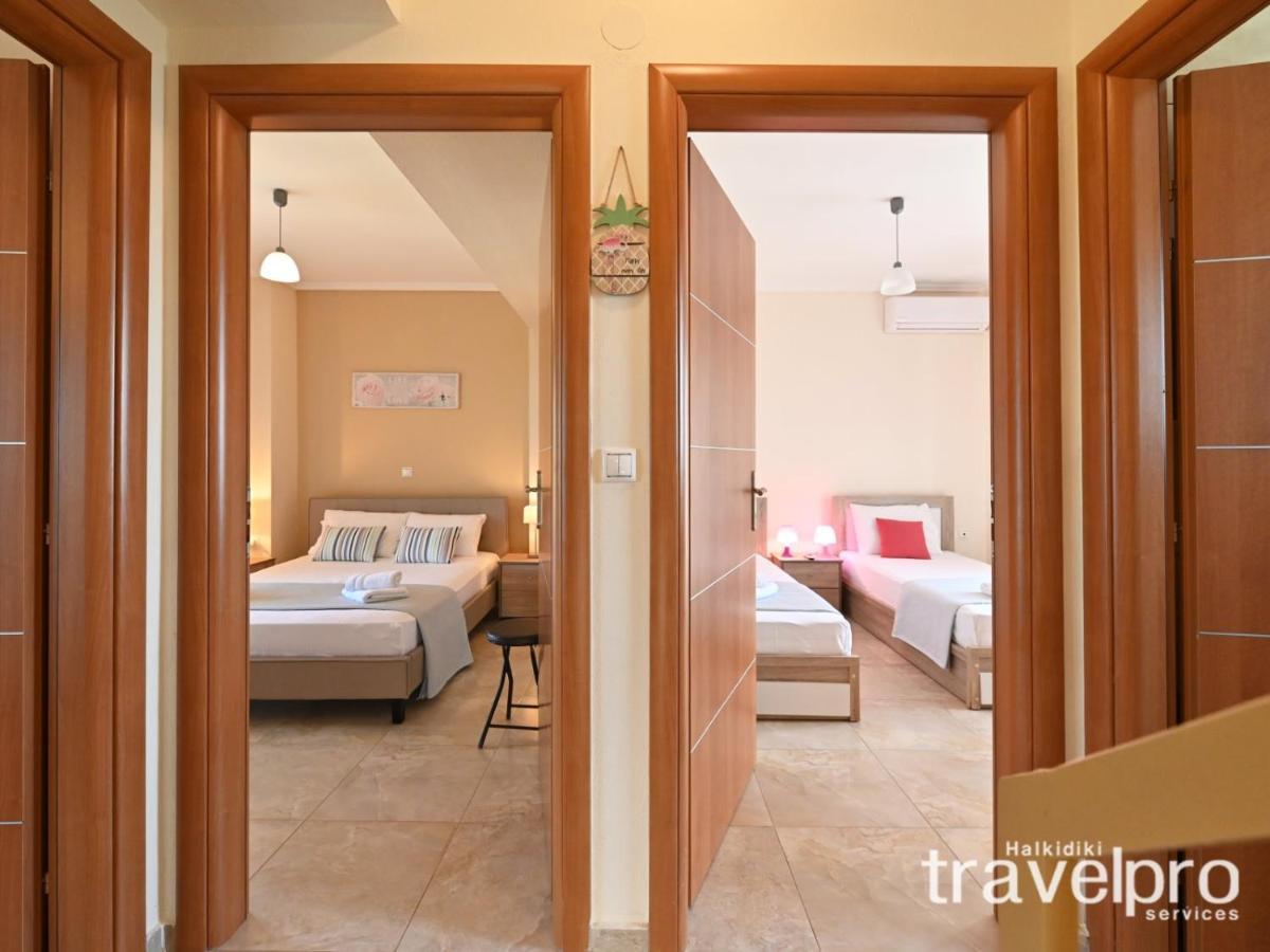 Villa Iris By Rentalspro Services - Agios Mamas Beach Luaran gambar